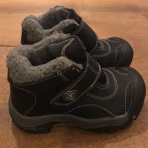 Keen Waterproof Boots - 8